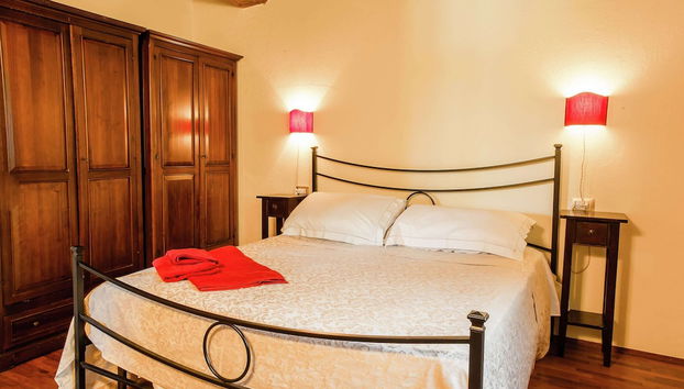 Inviting Cottage in Marsciano With Private Terrace - Foto 5, Habitación