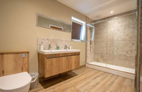 Valley View Lodge Sleeps 8 with Hot Tub - Foto 40