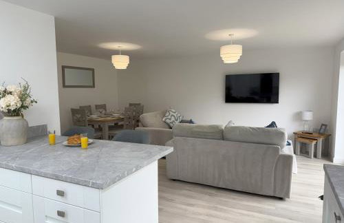 Low Street Escape 3 Bed, Sleeps 9, Gated Drive, WiFi, Contractors - Foto 2