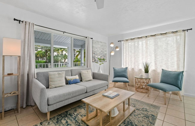 Sunshine Shores Boutique Apartments - Foto 33