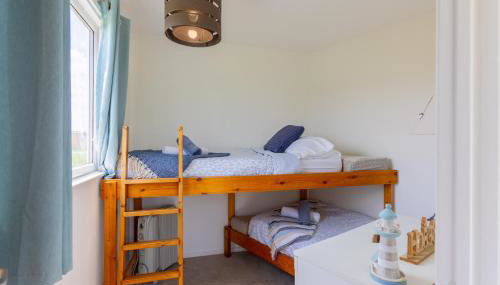 Sea View Holiday Chalet, access to sandy beach - Pets go free - Foto 3
