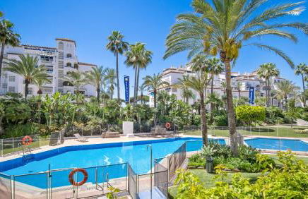 Apartamento de 2 dormitorios en Las Gaviotas - Puerto Banús - Photo 23