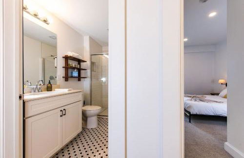 Luxury Downtown Apt with Parking, Gym, and Lap Pool - Foto 10