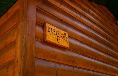 Fantastic Cabin with Fireplace and Hot-tub in Herod, Illinois - Photo 12