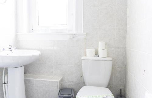 Raploch House - Photo 7