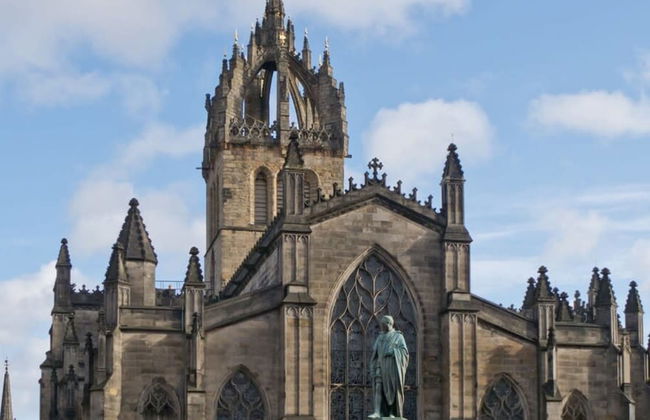 Wrexham Central Stay Apartment Six - Photo 15