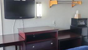 Queen Bed Hotel Room 106 - Foto 4