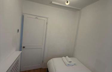 5 Bed cosy family home near Heathrow l London - Foto 7