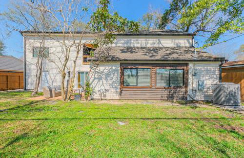 Oak Forest Retreat Sleeps 13 Near Heights - Foto 45