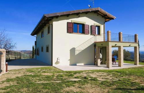 Characteristic restored farmhouse with 360 degree views - Photo 49