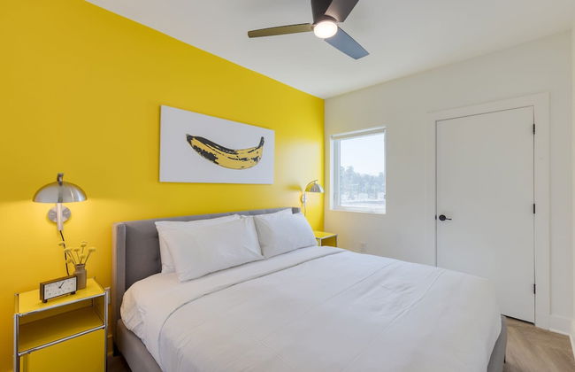 Dual Bachelor Pads w Rooftop Lounge Games Sleeps 26 5 Min to Broadway - Foto 22