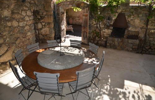 Air-conditioned authentic village house with sea view, terraces and swimming pool - Foto 43