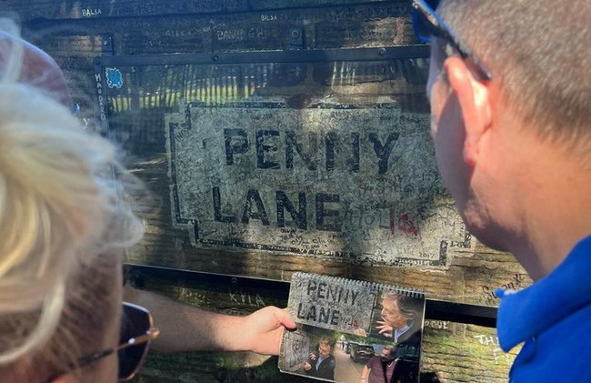 Tour di 3 ore a terra per piccoli gruppi dei Beatles di Liverpool - Foto 4