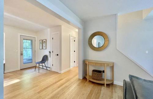 Quiet Family Friendly Home w/ Backyard [Owls Nest] - Foto 5