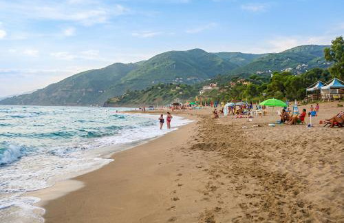 Charming Apartment in Pisciotta with Terrace and Parking - Foto 17