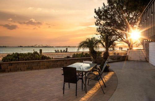 Beach Front Bungalow at Pacific Beach - Foto 2