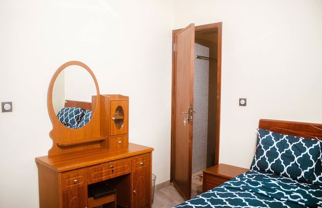 Kadoued Furnished Apartment 2 Bedroom - Photo 2