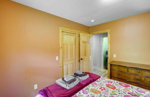 4 Mi to Mount Snow West Dover Cabin with Game Room - Foto 20