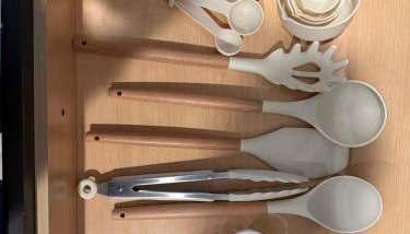 Charming 1BR Getaway, Leander TX - Photo 4, wardrobe