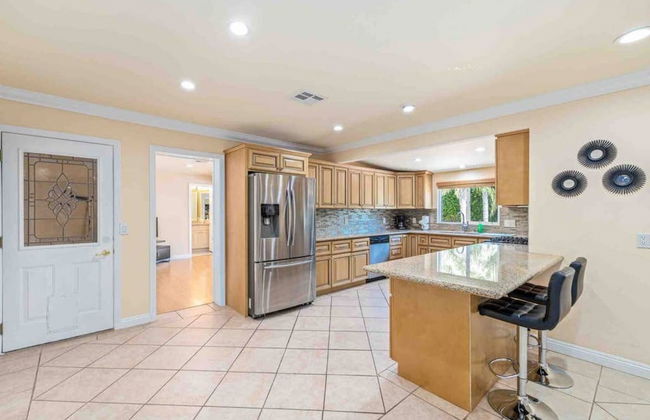 6BR Palm Springs Pool Home by ELVR -3097 - Foto 10