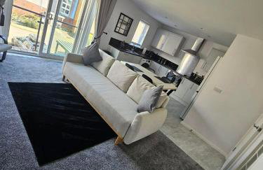 Cosy Panoramic Sea Views with North Dock Balcony - Foto 27