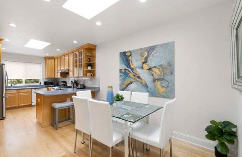 Stunning 2 Bedroom 1 Bath Home near BART - Photo 46