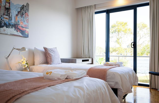 StayAU 6BR Deluxe Lakeview Point Cook - Foto 26