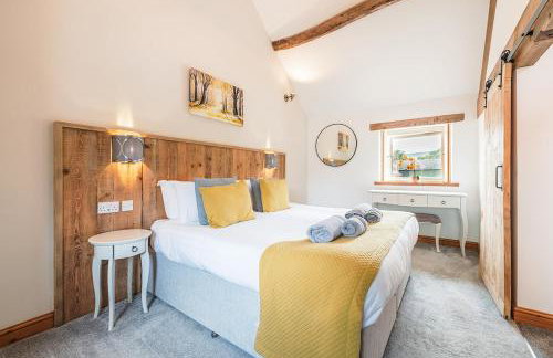 Riverside dairy in the Peak District national park - Foto 19