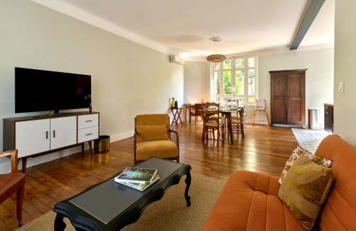 Maison Grenat, with terrace by PRIM0conciergerie - Foto 6