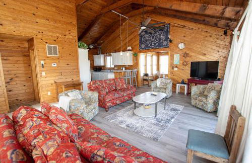 Semi-Oceanfront, Private Pool, Hot Tub, 400 ft to Beach Access, WL940, The B B Inn - Foto 4