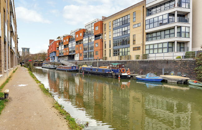 Two Bedroom Apartment in Limehouse - Foto 21