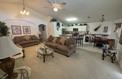 Sunset Villa – Your Gateway to a Magical Florida Vacation! - Foto 42