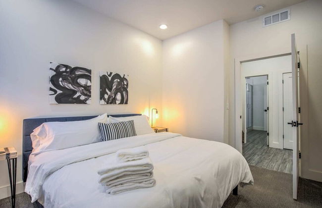 6bd3.5ba🌟downtown Modern Luxury W/hot Tub🌟 - Foto 15