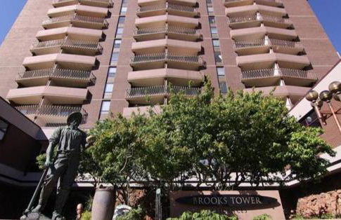 Brooks Tower Downtown Denver Furnished Apartment - Foto 1