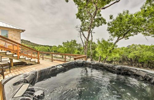 Ladera Wimberley Estate on 13 Acres with Hot Tub - Foto 29