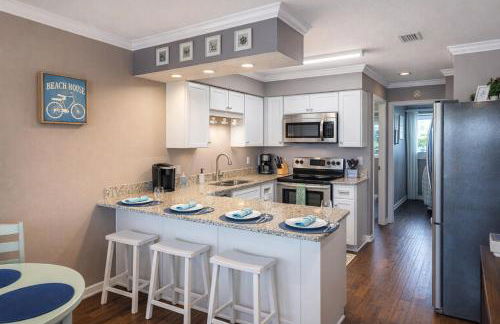 Waterfront Home, Short Walk to Beach, Deck/Balcony - Foto 44