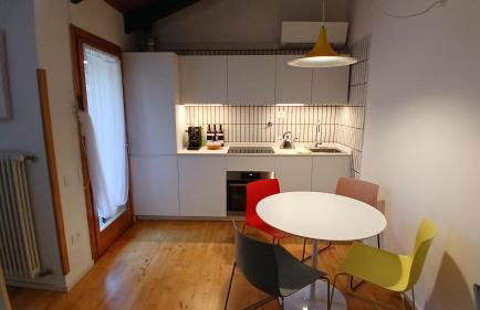 Italian design small attic - Foto 31