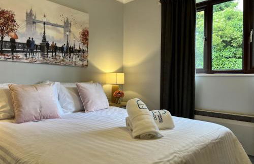 18PG Dreams Unlimited - Budget Flat w free parking - Slough Windsor Heathrow - Foto 31