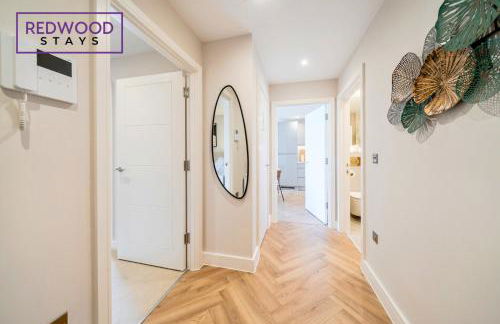 Brand New Premium Serviced Apartments, Free Parking, High-Speed WiFi By Redwood Stays - Foto 50
