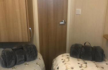 Cosy holiday caravan minutes from the beach - Foto 15