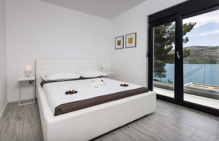 Villa Regina with heated pool and sea view - Photo 45