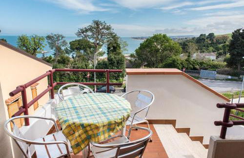 N164 - Numana, bilocale con meravigliosa vista mare - Foto 1