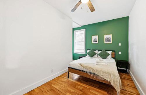 Cozy 2-Floor Home 5BR 3BA 2 Kitchens Backyard - Foto 37