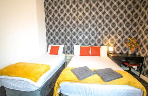 Ideal for groups - Lovely 2 Bedroom Apartment - Free Parking, Transit links, Close to Stadiums - Foto 7