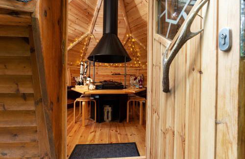 Scenery Hill Hideaways The Coach House Charming Retreat with Jacuzzi and BBQ Hut Near the Lake District - Foto 32