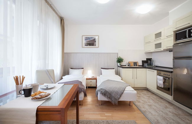 Lord Residence - Photo 30