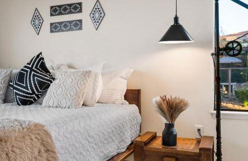 Sun&Star Studded Central Luxury with Hottub, Pool, Views - Foto 11