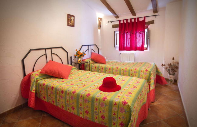 Holiday Home in Laroya With Pool & BBQ - Foto 7