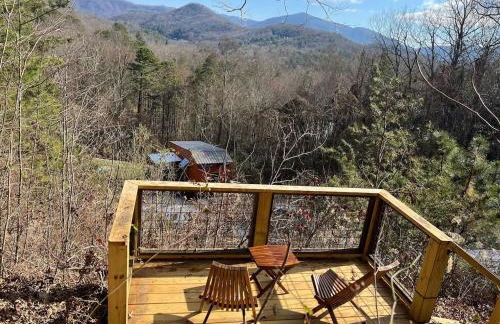 Writer's Retreat - Secluded Getaway, Hot Tub, and Stargazing Deck - Foto 27