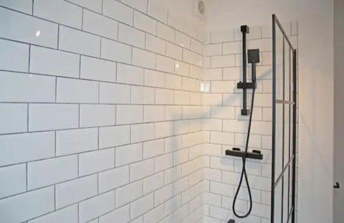 Modern Luxury 4 Bed House in Heart of Macclesfield - Foto 33